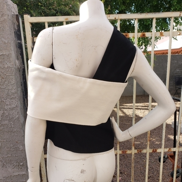 Rosetta Getty One-Shoulder Banded‎ Top - Picture 3 of 13